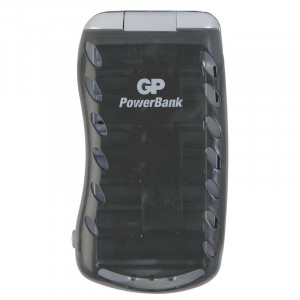 GP univerzální nabíječka baterií PB19