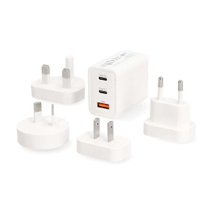 Cestovní adaptér | 100 - 240 V AC 50/60 Hz | 65 W | Bílá