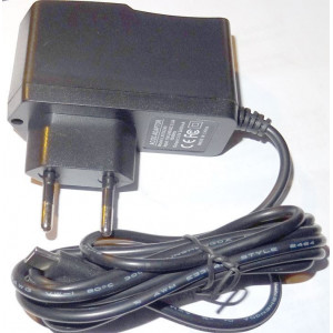 Napáječ, síťový adaptér USB 5V/2,4A spínaný, koncovka USB C