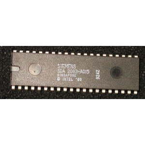 SDA2083-A028, microcontroler,DIP40