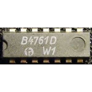 B4761D - 4x OZ s výstupem darlington, DIP14