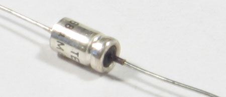 68u/6,3V TE192, tantalový kondenzátor