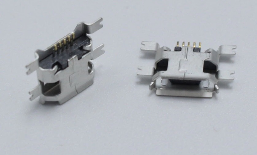 USB konektor samice panelový 5PIN